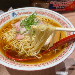 ラーメン　¥1000
