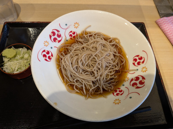 「冷やしぶっかけそば440円」@いろり庵きらく 大宮店の写真