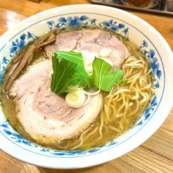 塩味ラーメン中盛