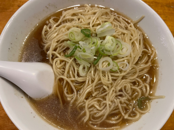 「中華そば、中盛」@自家製麺 伊藤の写真