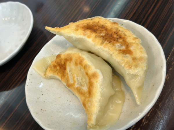 「ジャンボ餃子　280円」@餃子とらーめん専門店 中村屋 荒川沖店の写真