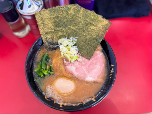 「特製らぁめん 1250円」@立喰いらぁめん たいせいの写真