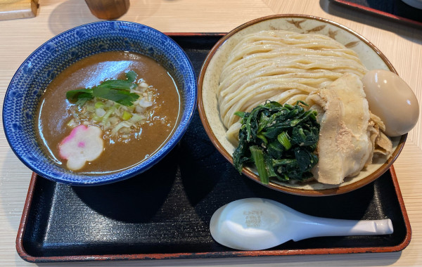 「鶴嶺峰つけ麺　小結（大）　味玉」@らー麺土俵 鶴嶺峰の写真