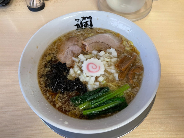 「背脂煮干中華そば」@王道!! 背脂煮干中華そば 潤の写真