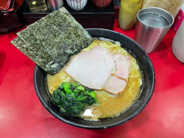 「ラーメン」@杉田家 千葉駅前店の写真