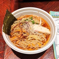 オレンジ香る醤油冷やしラーメン(ハーフサイズ)