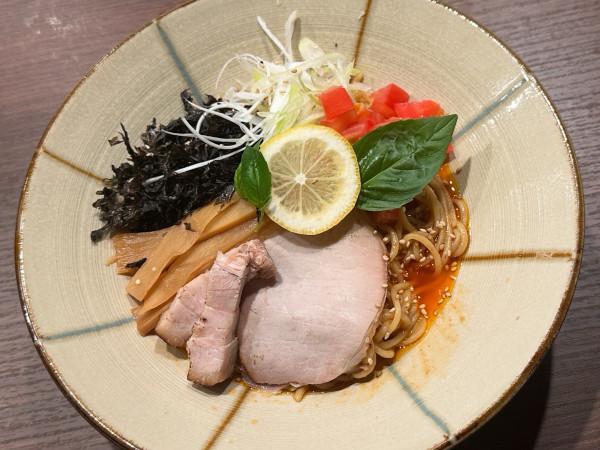 「阿波尾鶏の鶏油あぶらそば酸辣ver」@支那蕎麦屋  藤花の写真