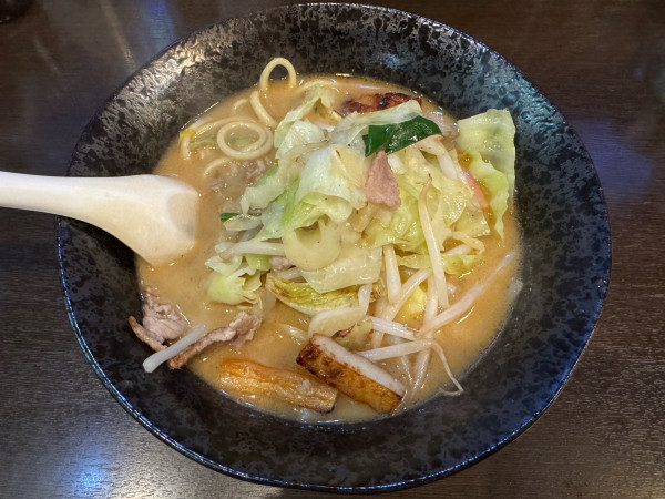 「ちゃんぽん　750円」@晴華楼の写真