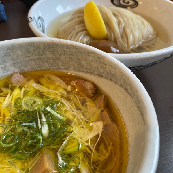 「政宗昆布水つけ麺（塩）鶏油多め 1,100円」@つけ麺 弥七の写真