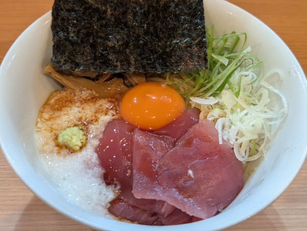 「鉄火麺」@RAMEN ガモウスマイルの写真