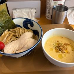 【限定】コーンポタージュとトリュフ正油の冷製つけ麺1050円