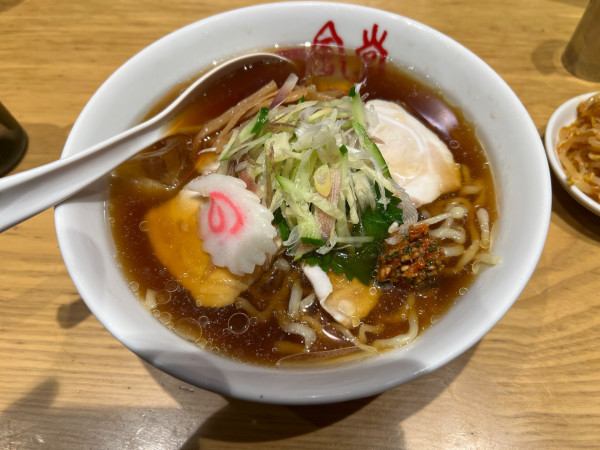 「博多冷かけ中華そば」@一風堂 浜松町スタンドの写真