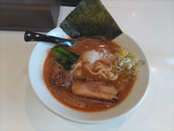 「濃厚海老そば」@海老・特濃煮干そば まるはの写真