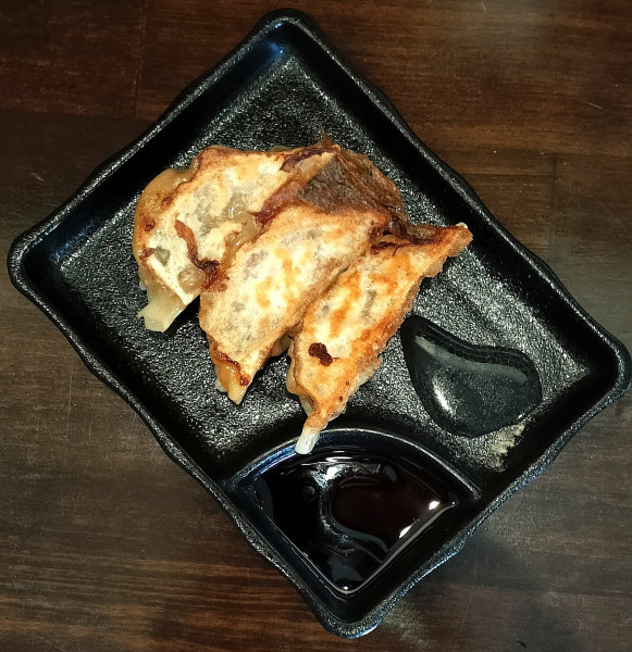 「餃子(3個) 200円」@台湾担々らーめん 鳴子飯店の写真