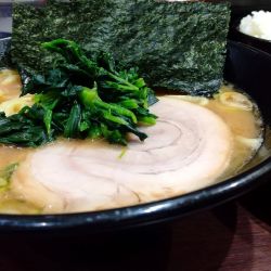 #キャベツらーめん #醤油 #太麺 #1200円 #小ライス#1