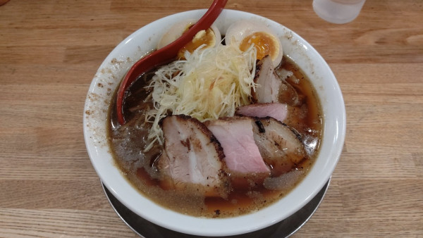 「特製らーめん(醤油)」@麺や 七彩 八丁堀店の写真