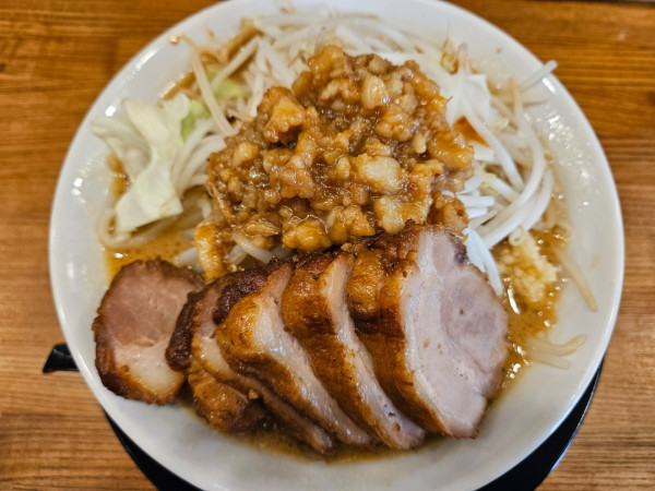 「小ぶた」@ラーメンチョモランマの写真