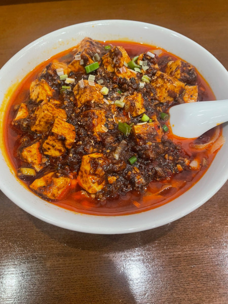 「麻婆豆腐刀削麺（大盛）」@四川料理 京華樓 本館の写真