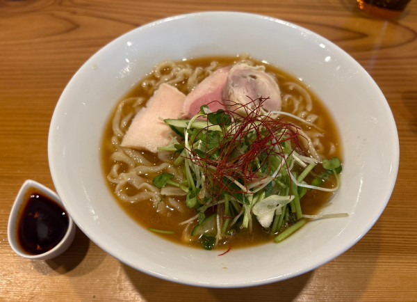 「【季節のらーめん】冷たいみそらーめん＋辛い油」@らーめん かねかつの写真