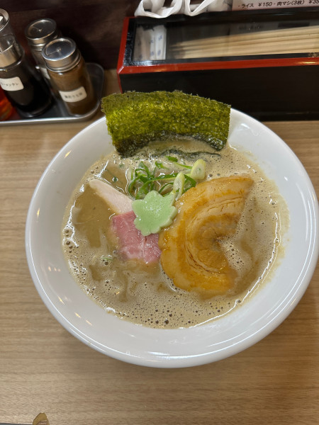 「特濃煮干し」@麺堂 やだらの写真