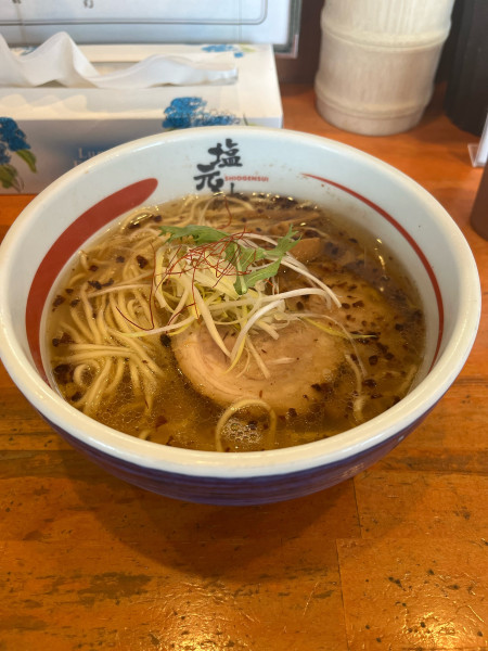 「塩ラーメンと半チャーハン　　1210円」@塩元帥 守山の写真