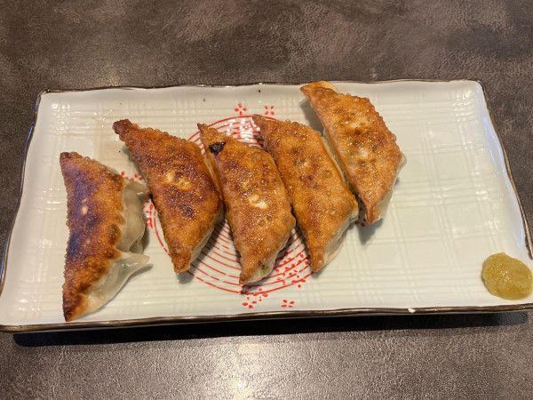 「お得なランチセット(餃子5個＋半ﾁｬｰﾊﾝｾｯﾄ)550円他」@中華そば 富士鹿の写真