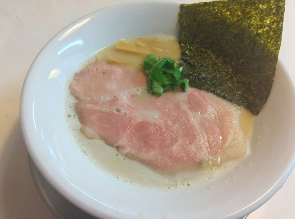 「純粋」@風見鶏の写真