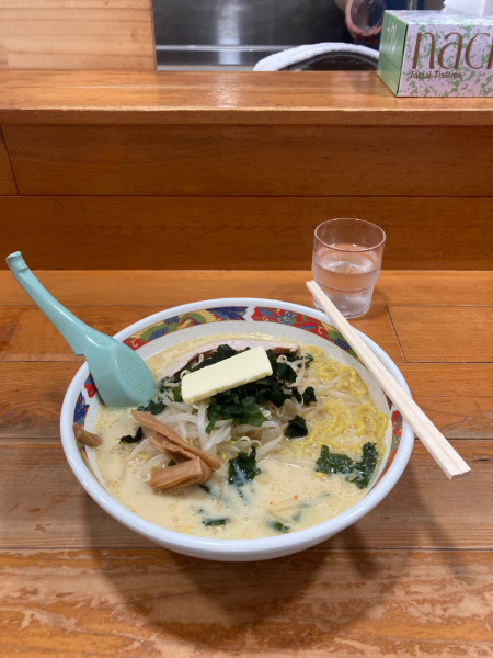 「味噌カレー牛乳ラーメン　950円」@味の札幌 浅利の写真