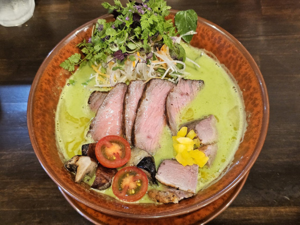 「【限定】チンジャオ黒毛和牛ロービーそば（温）2000円」@sobabar Ciliegioの写真