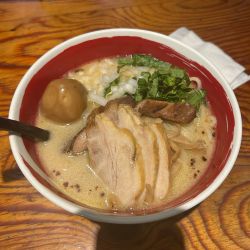 コク塩そば+豚+味玉