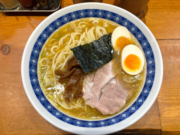 「塩ラーメン煮玉子」@中華そばの店 りょうがの写真