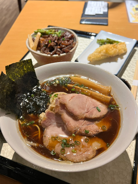 「たまり醤油拉麺」@つけ麺屋 醸の写真