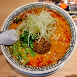 ゴマたっぷり白胡麻担々麺 790円