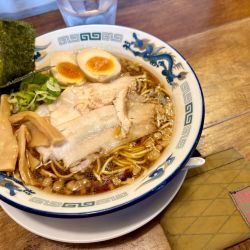 濃厚醤油背脂中華そば・セイ・スペシャル