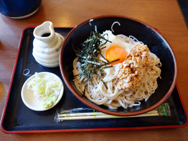 「みぞれ納豆そば＋中盛り」@そば処 ゆう月の写真