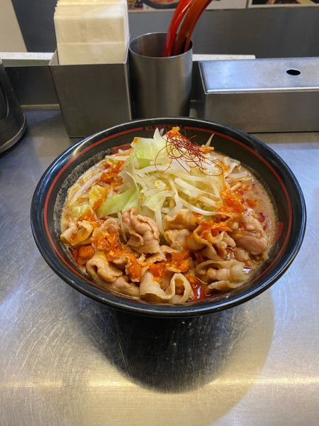 「紅ラーメン」@麺創研 紅 国分寺の写真