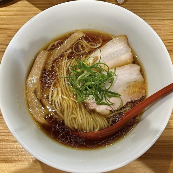 「地鶏醤油らぁ麺」@麺FACTORY JAWS 2ndの写真