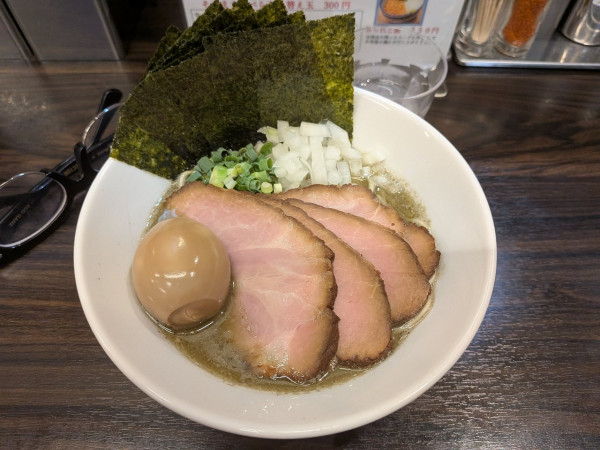 「特製濃厚煮干し中華そば」@錦糸町中華そば さん式の写真