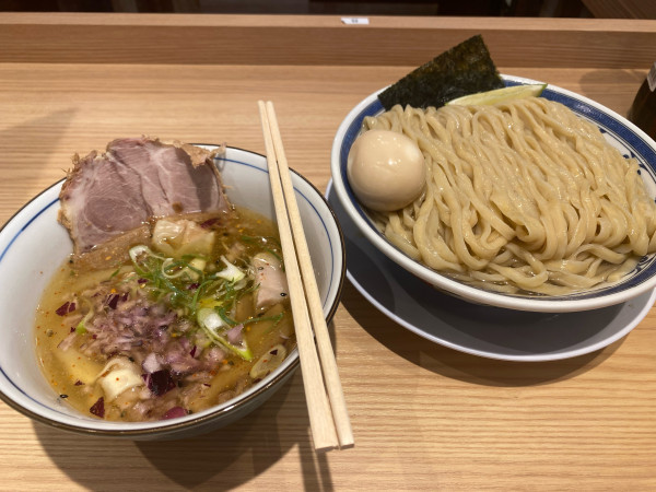 「特上昆布水つけ麺 大盛り」@中華そば 千乃鶏 志木店の写真