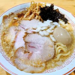 背脂煮干 特製(全部のせ)