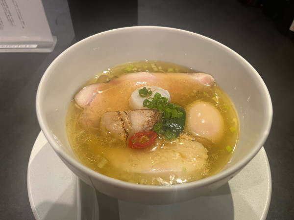 「特製塩ラーメン」@Ramen 翡翠の写真