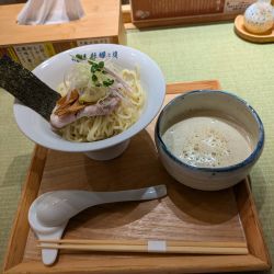 牡蠣つけ麺