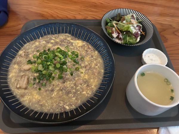 「肉あんかけチャーハン　850円」@Tommy Birdの写真