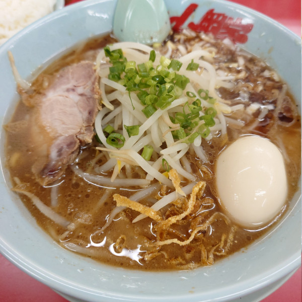 「焦がし醤油ラーメン」@山岡家 釧路町店の写真