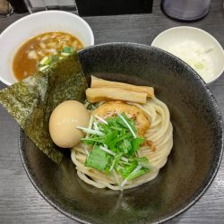 つけ麺＋味玉、玉ネギ