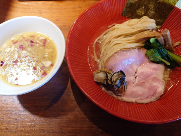 「地鶏と牡蠣の昆布水つけ麺」@天然魳煮干だしらーめん創房 魁花の写真