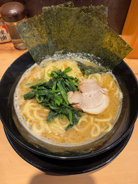「醤油ラーメン　中盛　小ライス　960円」@麺乃蔵 中根家の写真
