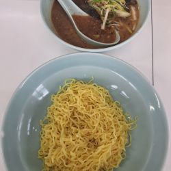 醤油つけ麺小800円