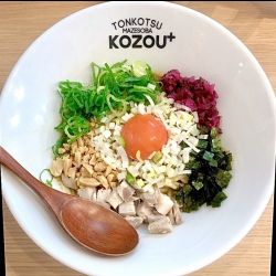 豚骨まぜそばKOZOU+