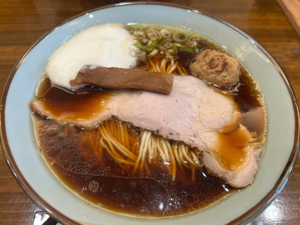 「醤油そば　850円」@麺饗庭 必道の写真